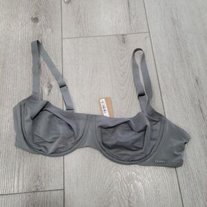 SKIMS Gray Seamless Bra with Adjustable Straps